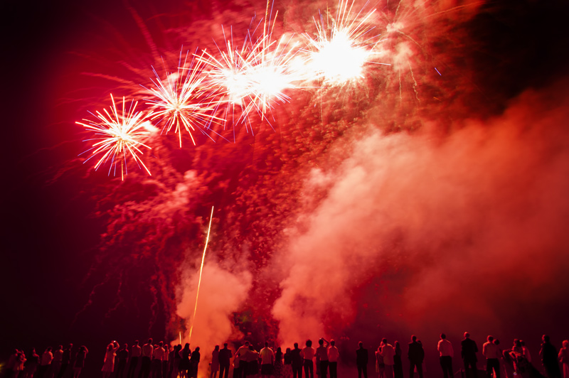 Fireworks on the beach at Cooden Beach Hotel wedding reception by Sussex wedding photographer James Robertshaw